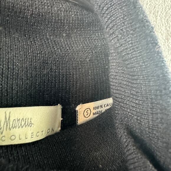 Neiman Marcus Cashmere Collection Basic Turtleneck Top – Size S - Picture 3 of 9